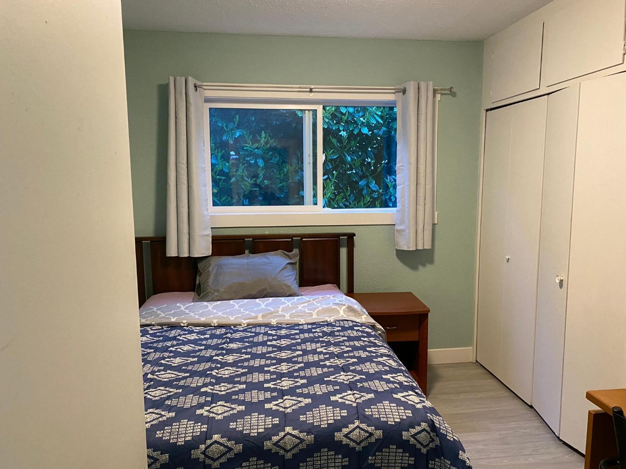 Hudson Homes Bnb Saanich Екстериор снимка